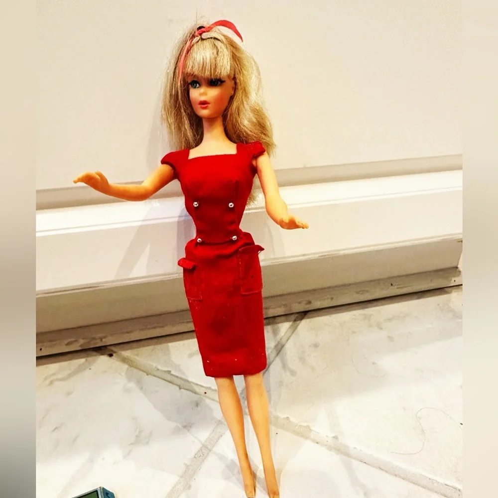 Rare Find - Vintage Mattel Blonde Living Barbie - Picture 1 of 3